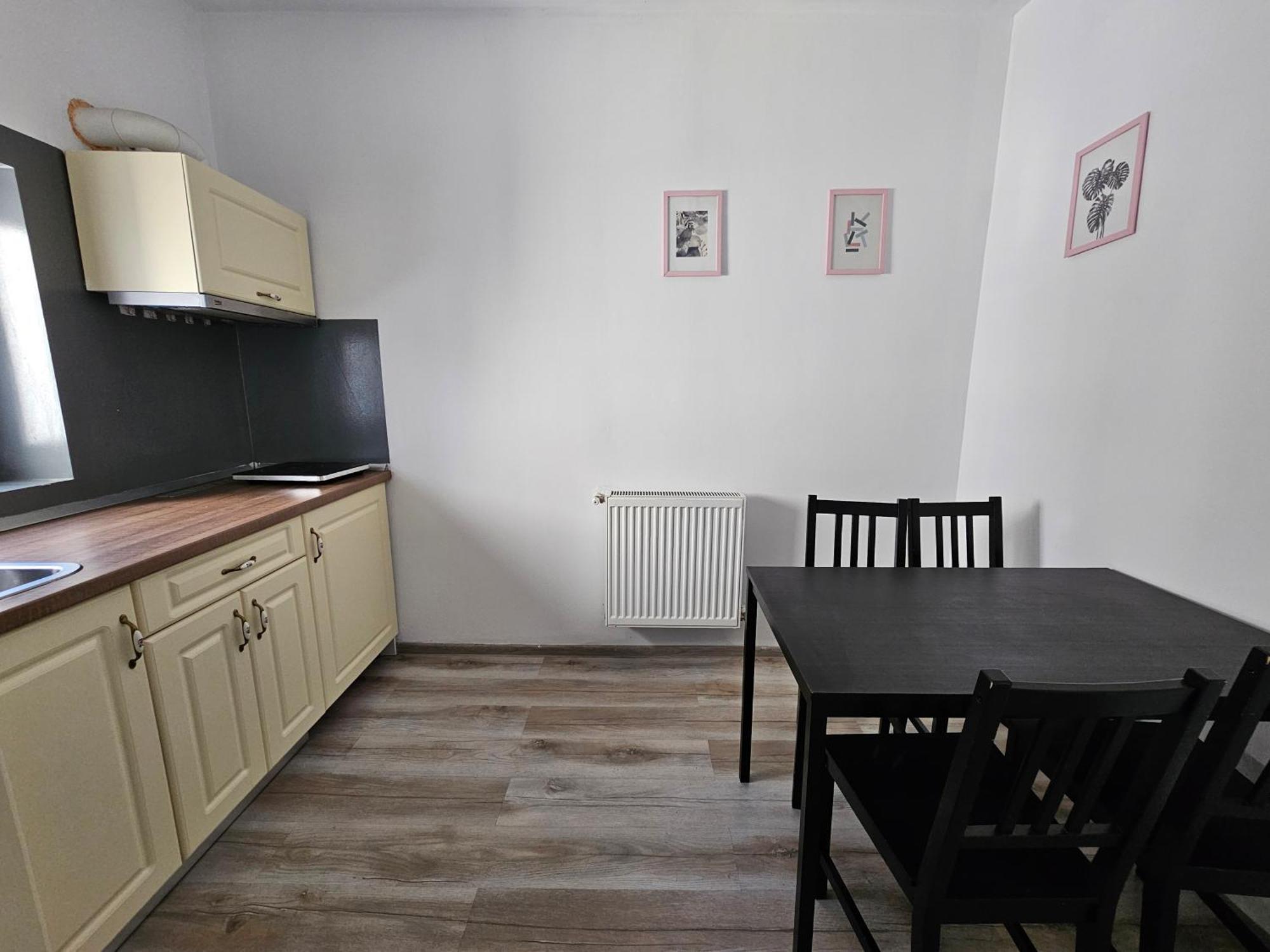 Color Apartments Old Town Center Bukares Bagian luar foto