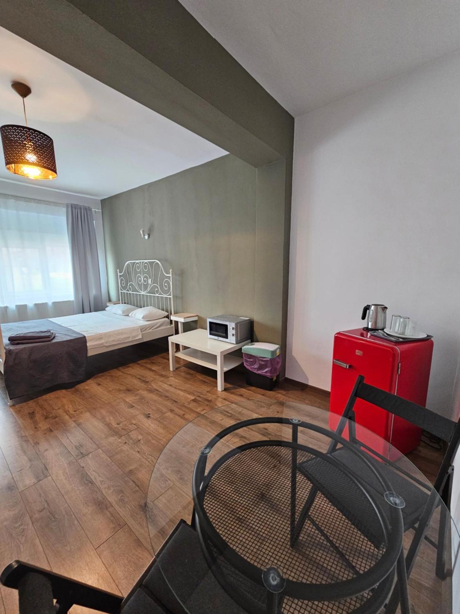 Color Apartments Old Town Center Bukares Bagian luar foto